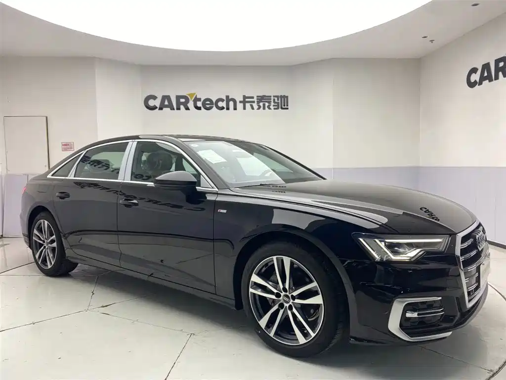 Audi A6L 2025 40 TFSI Luxury