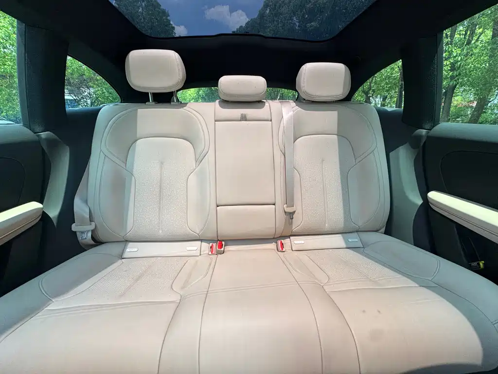 NIO ET5T — миниатюра 16