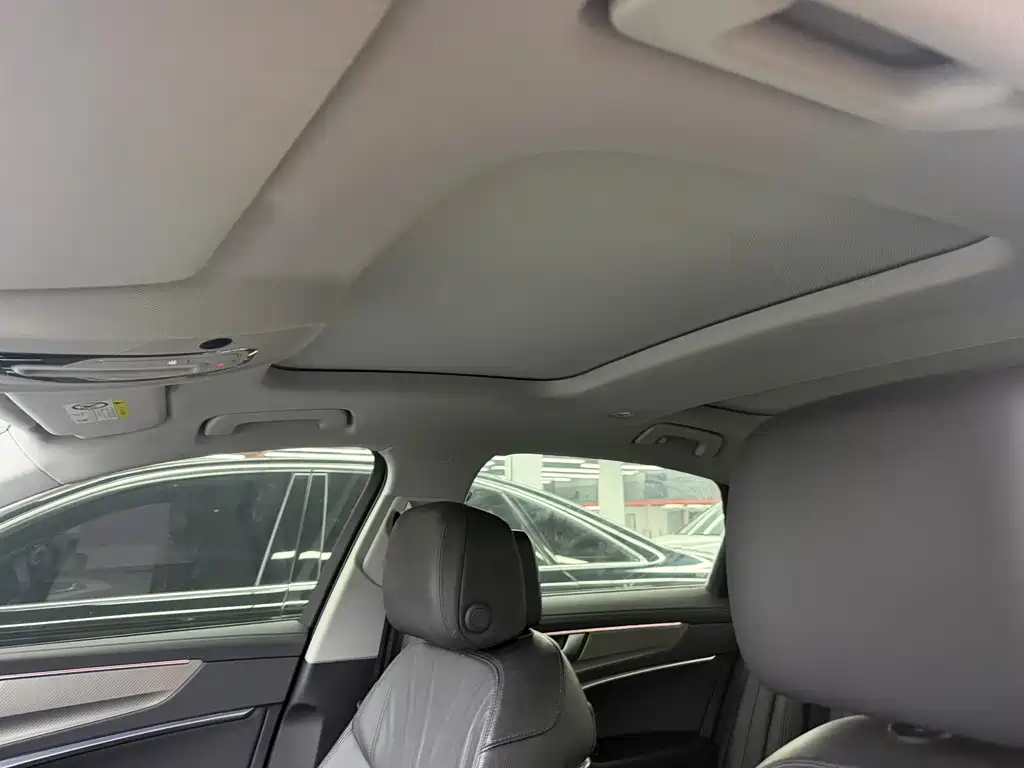 Audi A6L — миниатюра 7
