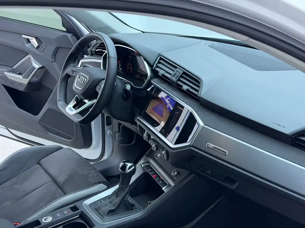 Audi Q3 — миниатюра 15