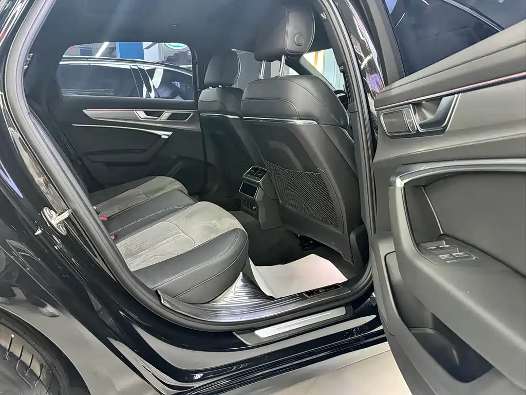 Audi A6L — миниатюра 14