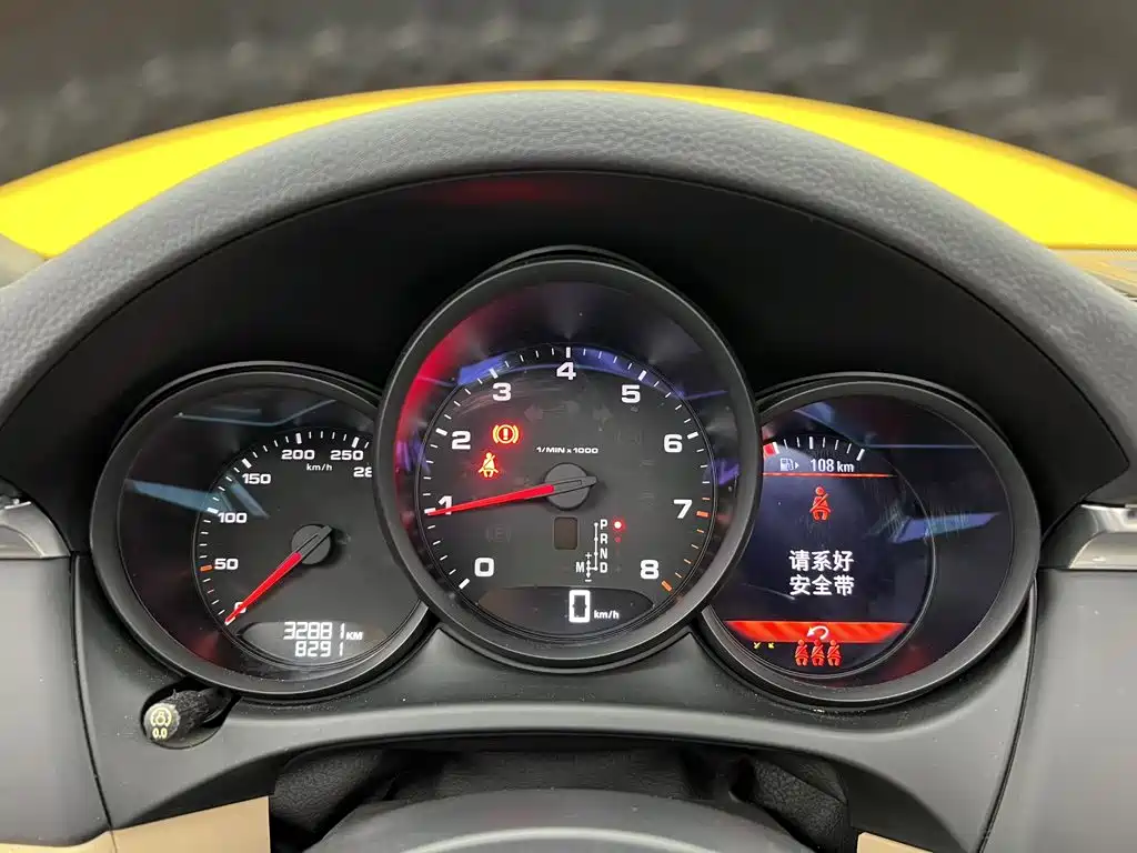 Porsche Macan — миниатюра 16
