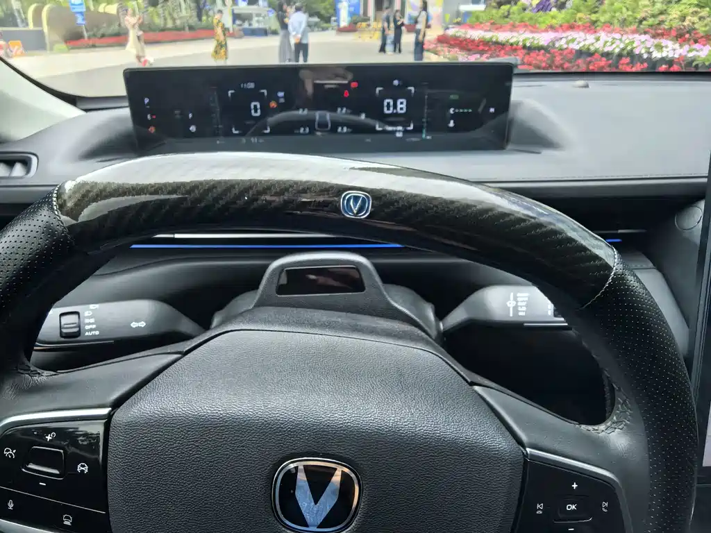 Changan Yida — миниатюра 12