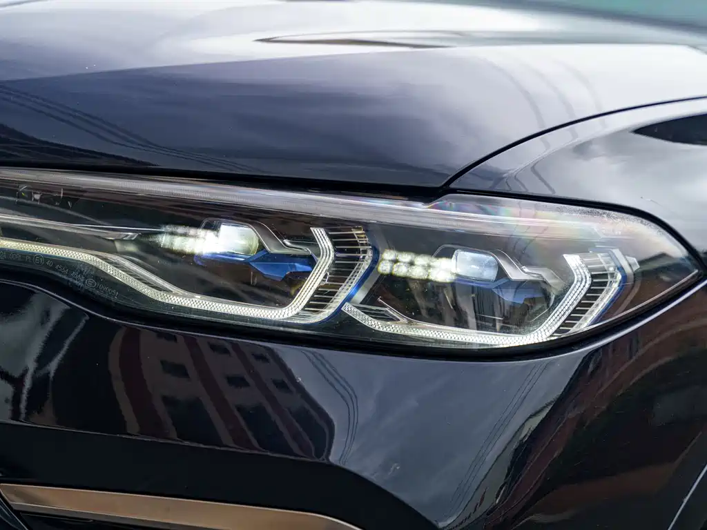 BMW X7 2022 xDrive M50i