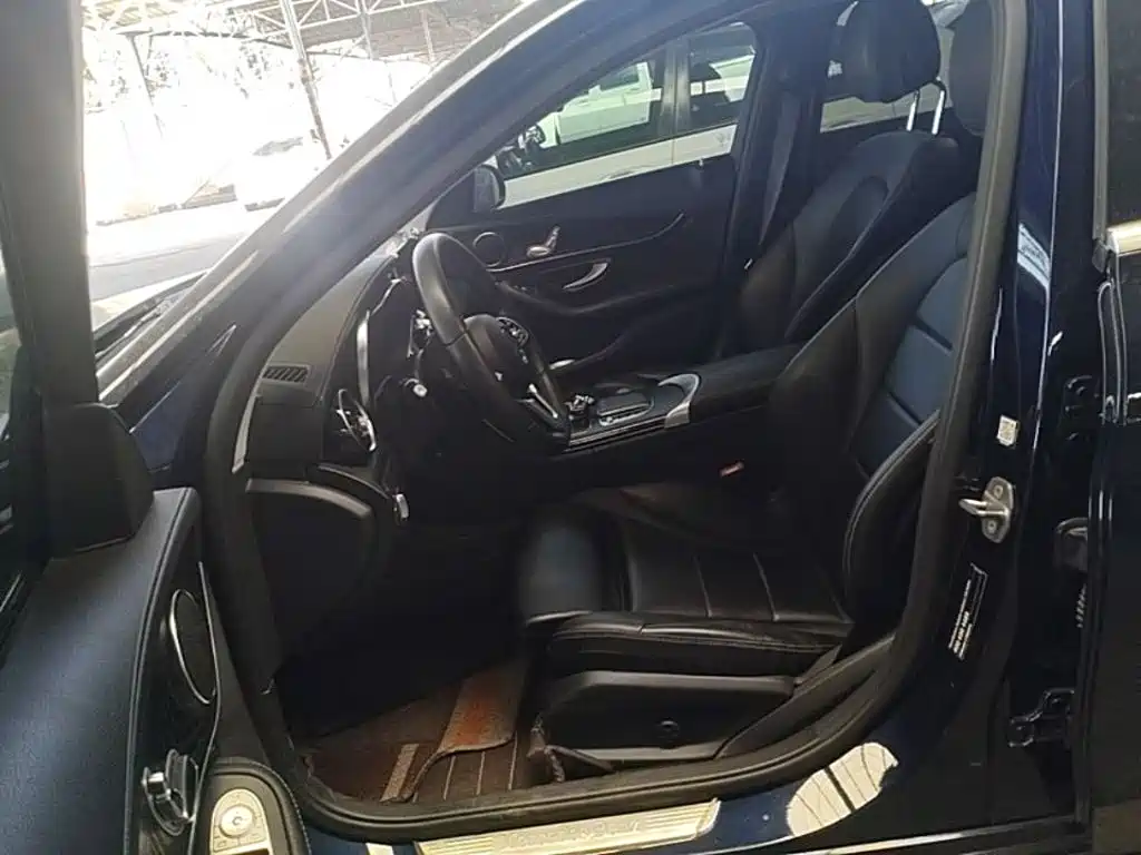 Mercedes-Benz C-Class — миниатюра 20