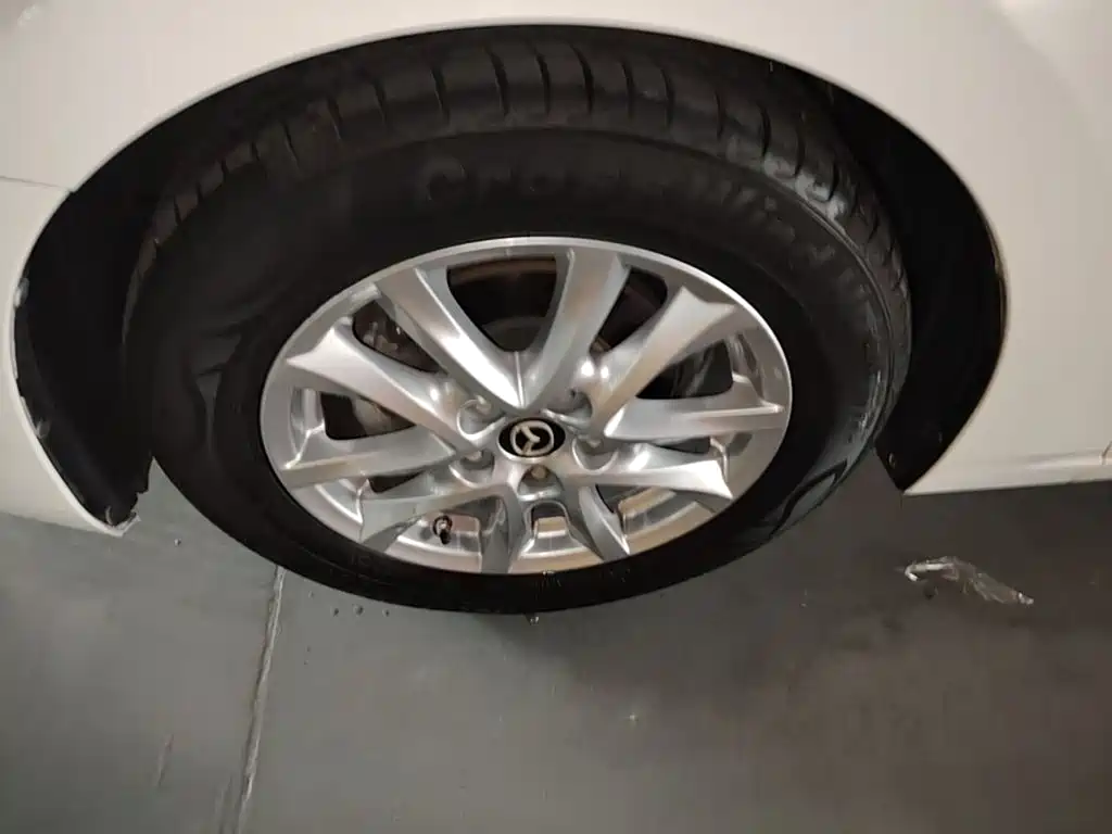 Mazda 3 Axela — миниатюра 23