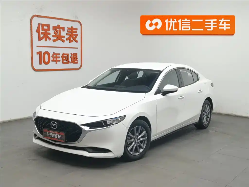Mazda 3 Axela 2024