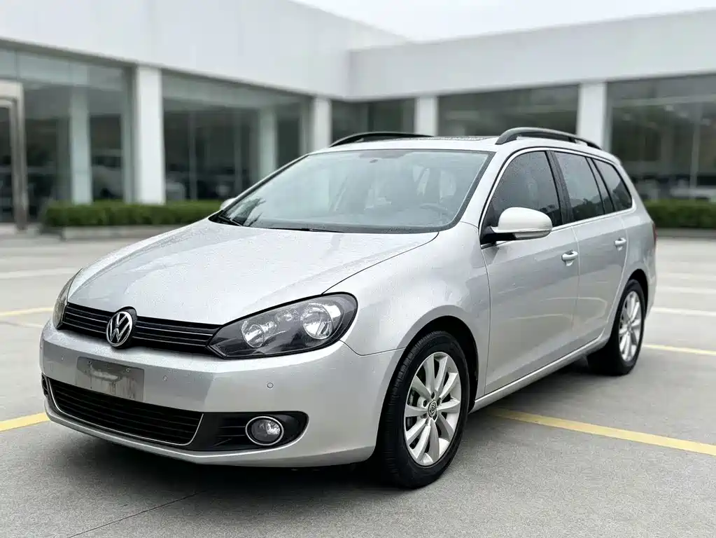Volkswagen Golf (Import)