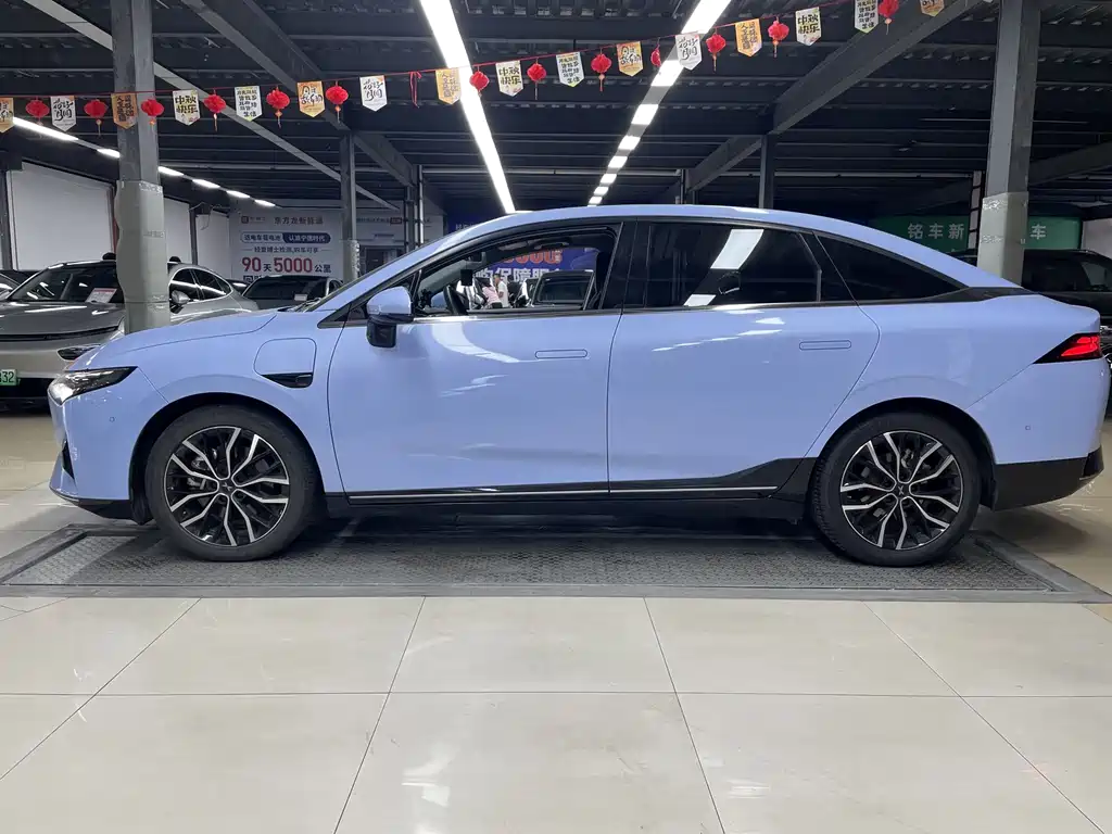 XPeng P5 — миниатюра 5