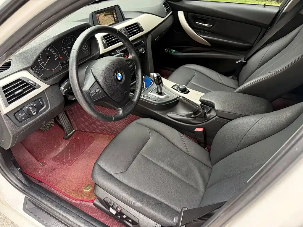BMW 3 Series — миниатюра 8