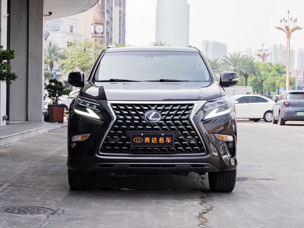 Lexus GX — миниатюра 2