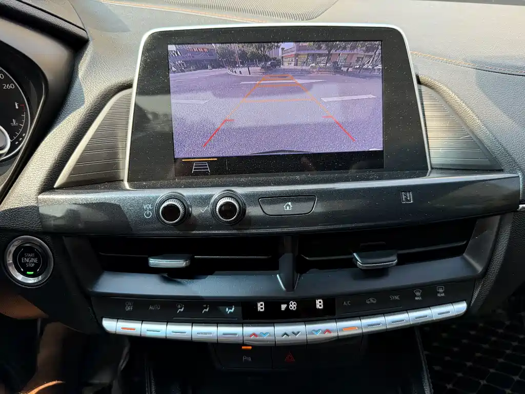 Cadillac CT4 — миниатюра 19