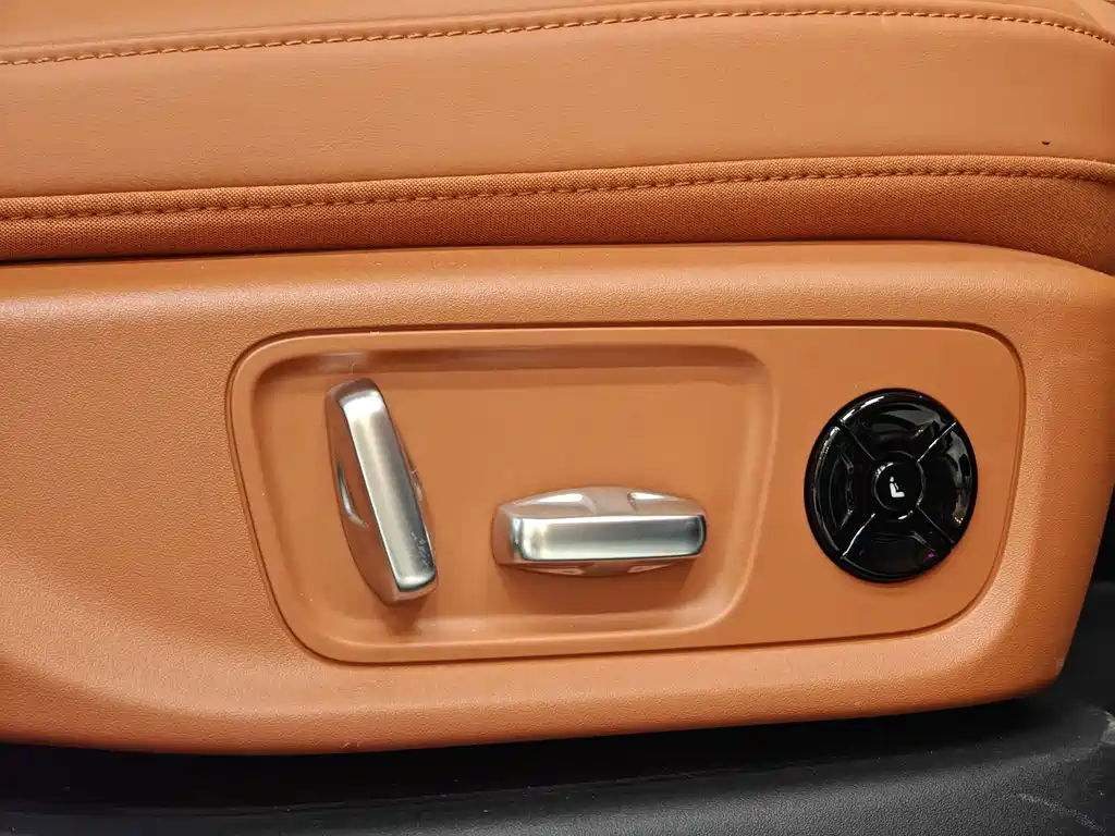 Li Auto Li L6 — миниатюра 15
