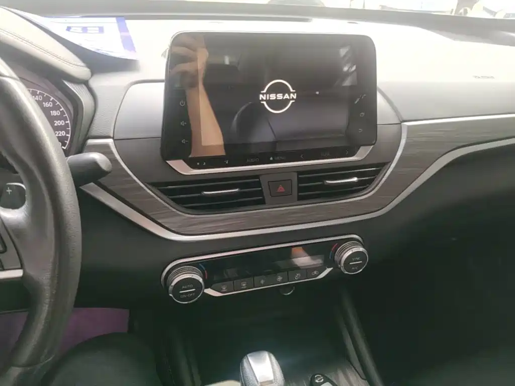 Nissan Teana — миниатюра 13