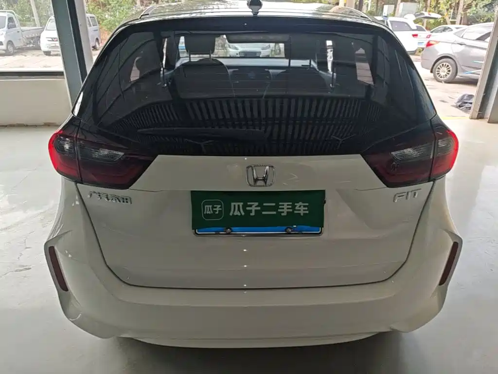 Honda Fit — миниатюра 6