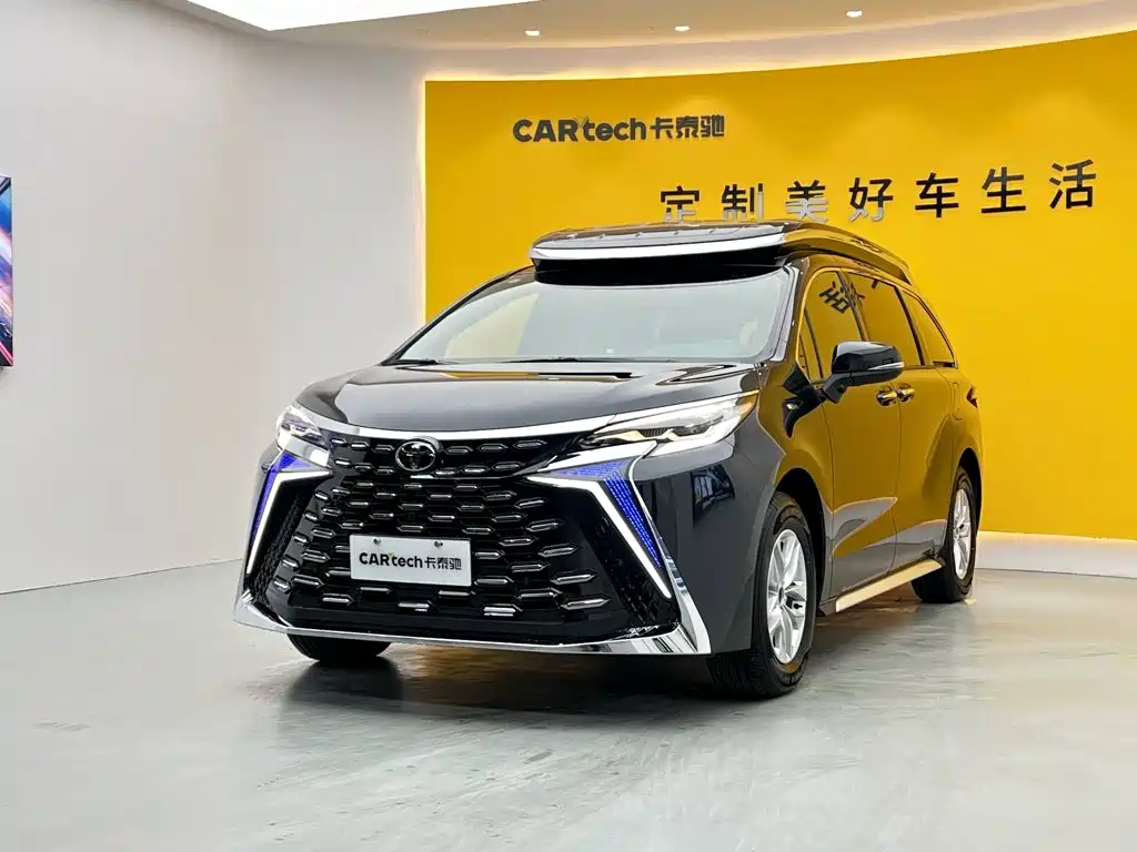 Toyota Granvia — миниатюра 13