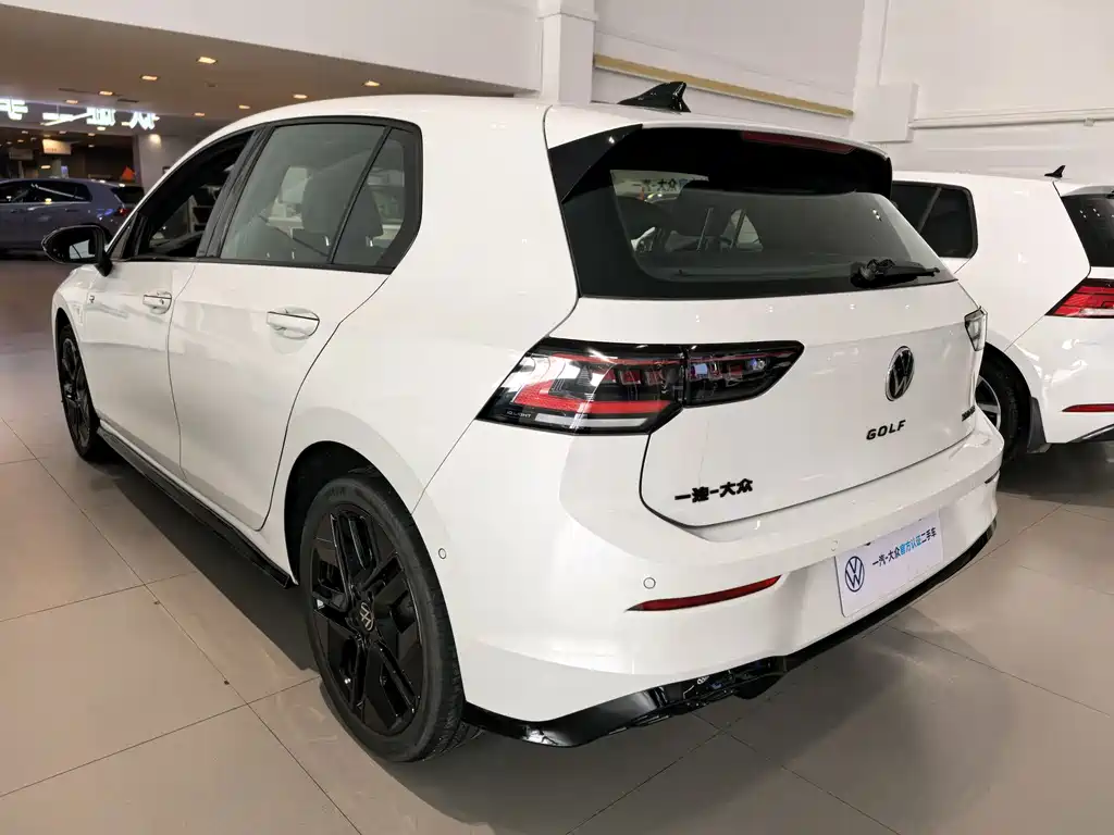 Volkswagen Golf — миниатюра 5