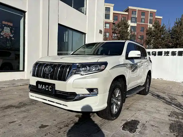 toyota prado