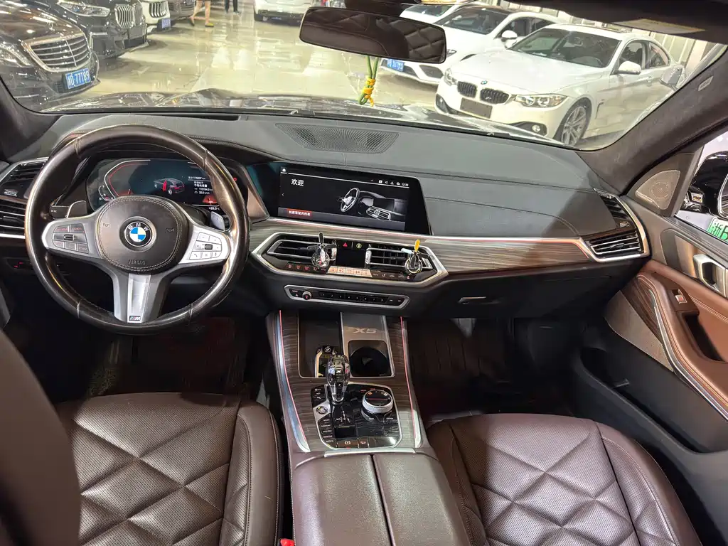 BMW X5 — миниатюра 6