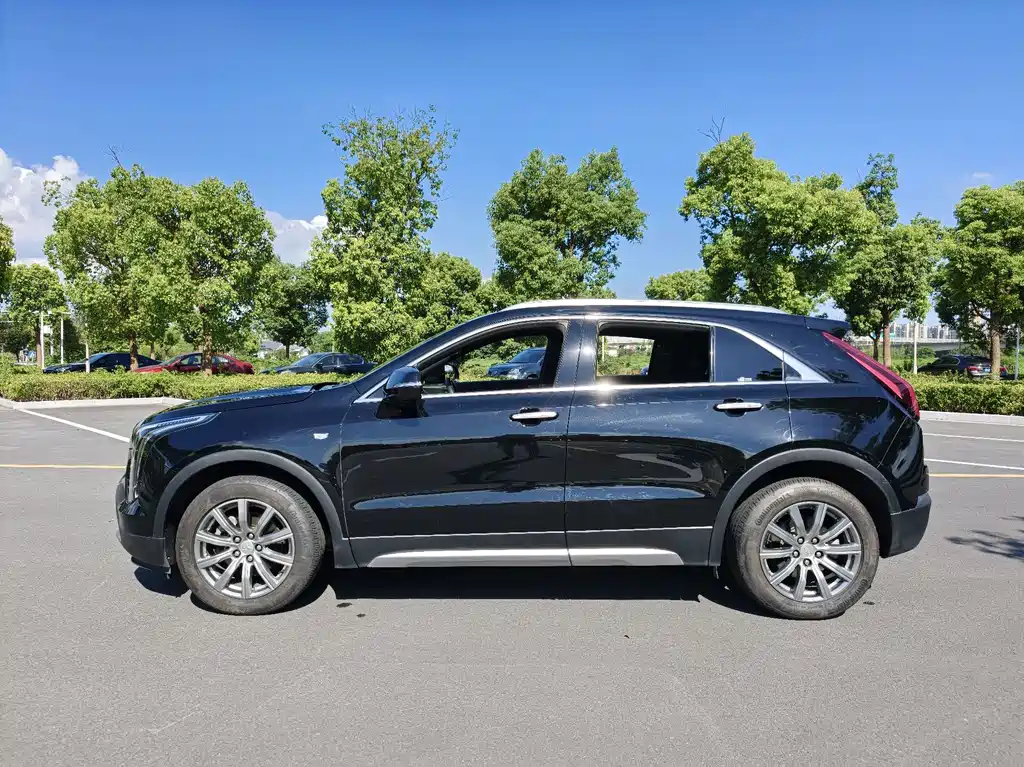 Cadillac XT4 — миниатюра 4