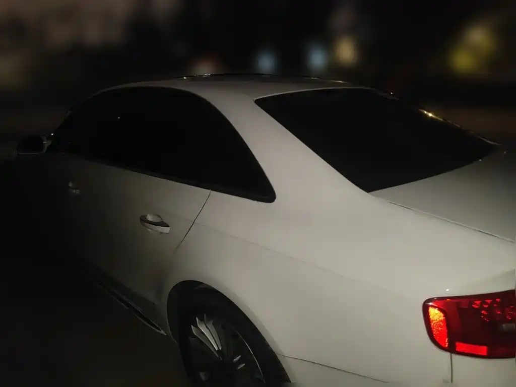 Audi A4L — миниатюра 25