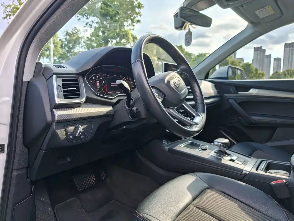 Audi Q5L — миниатюра 13