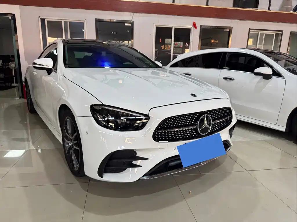 Mercedes-Benz E-Class (Import) — миниатюра 3