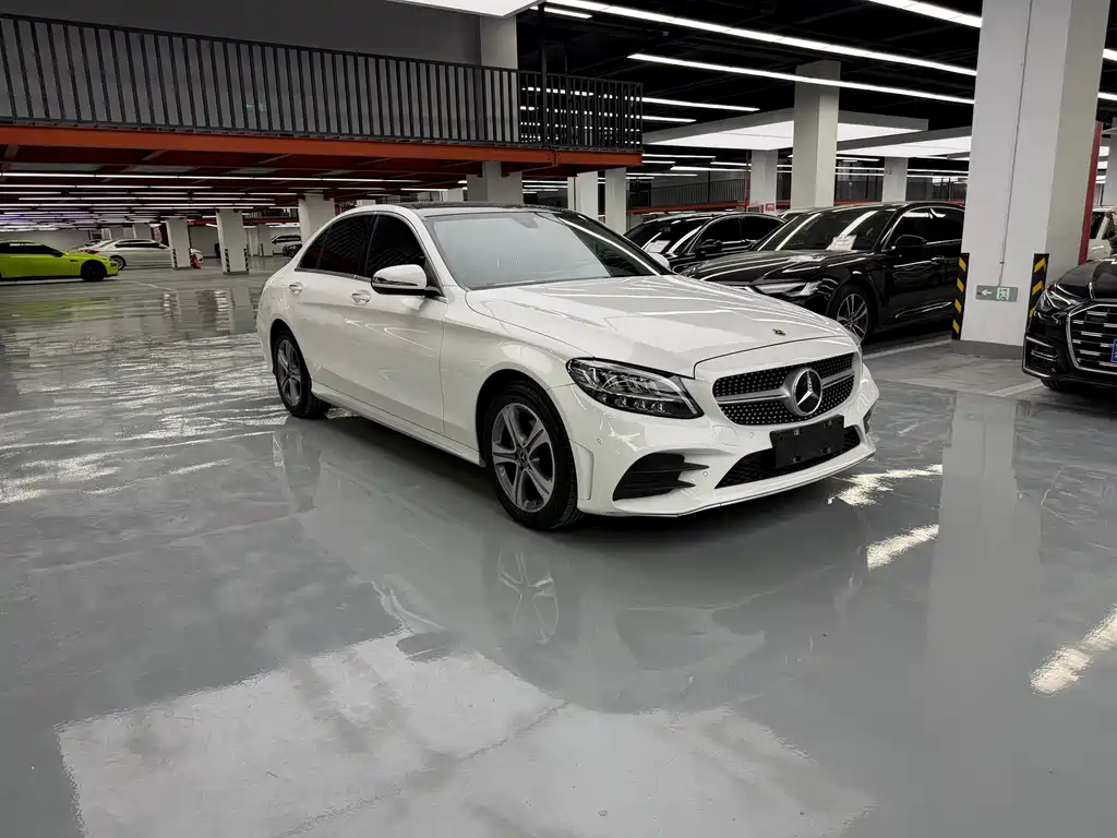 Mercedes-Benz C-Class — миниатюра 3