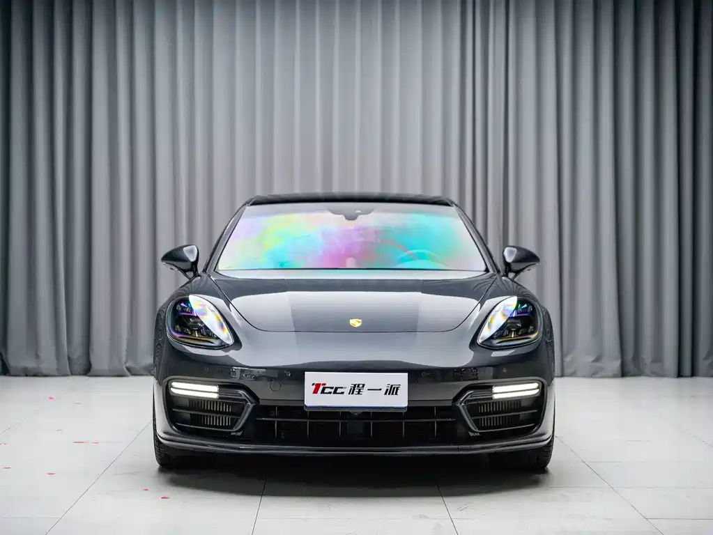 Porsche Panamera — миниатюра 2