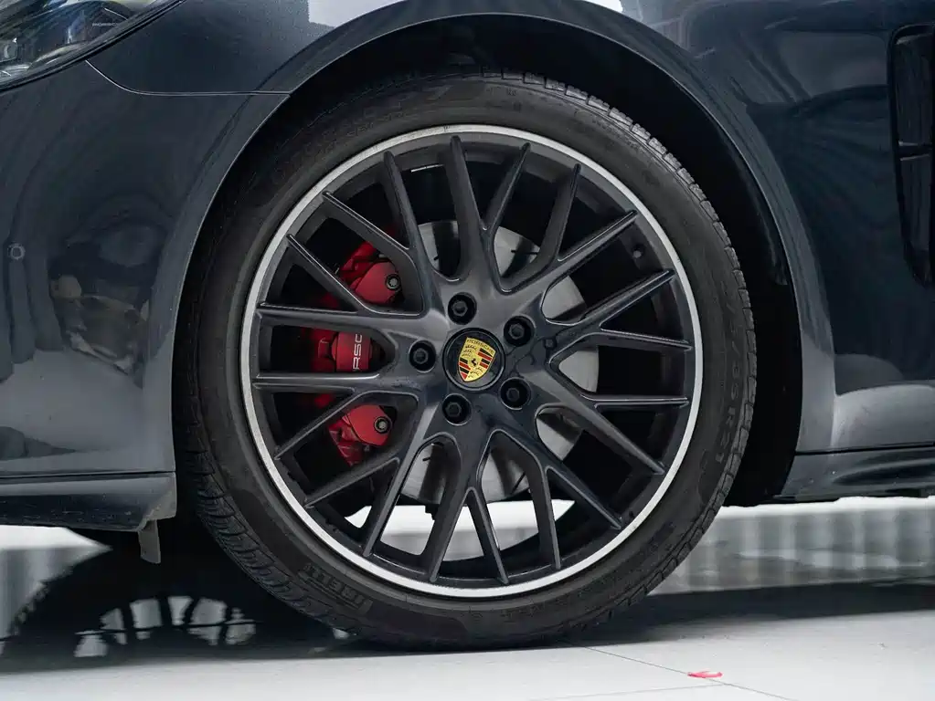 Porsche Panamera — миниатюра 18