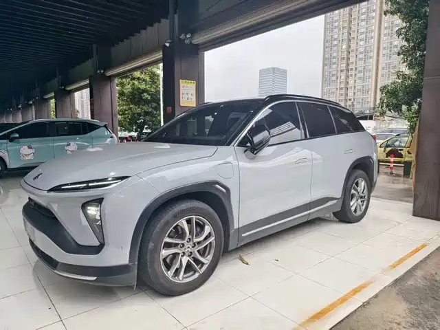 NIO NIO ES6 2022