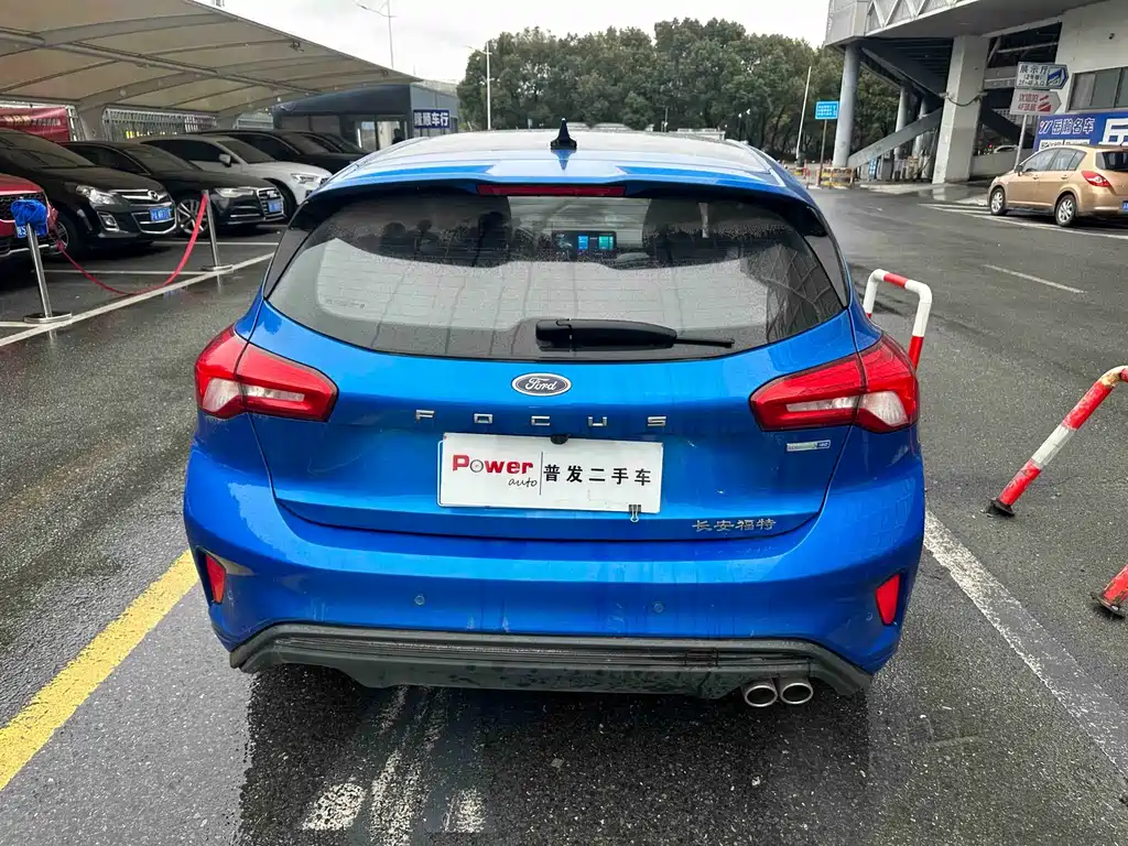 Ford Focus — миниатюра 14