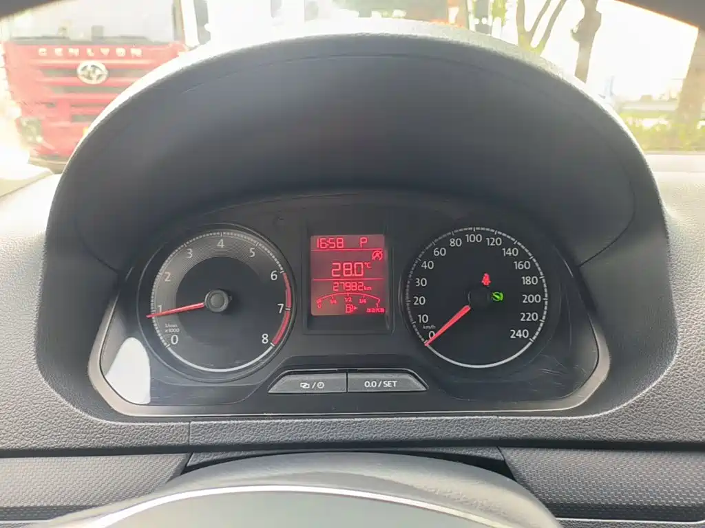 Jetta VA3 — миниатюра 12