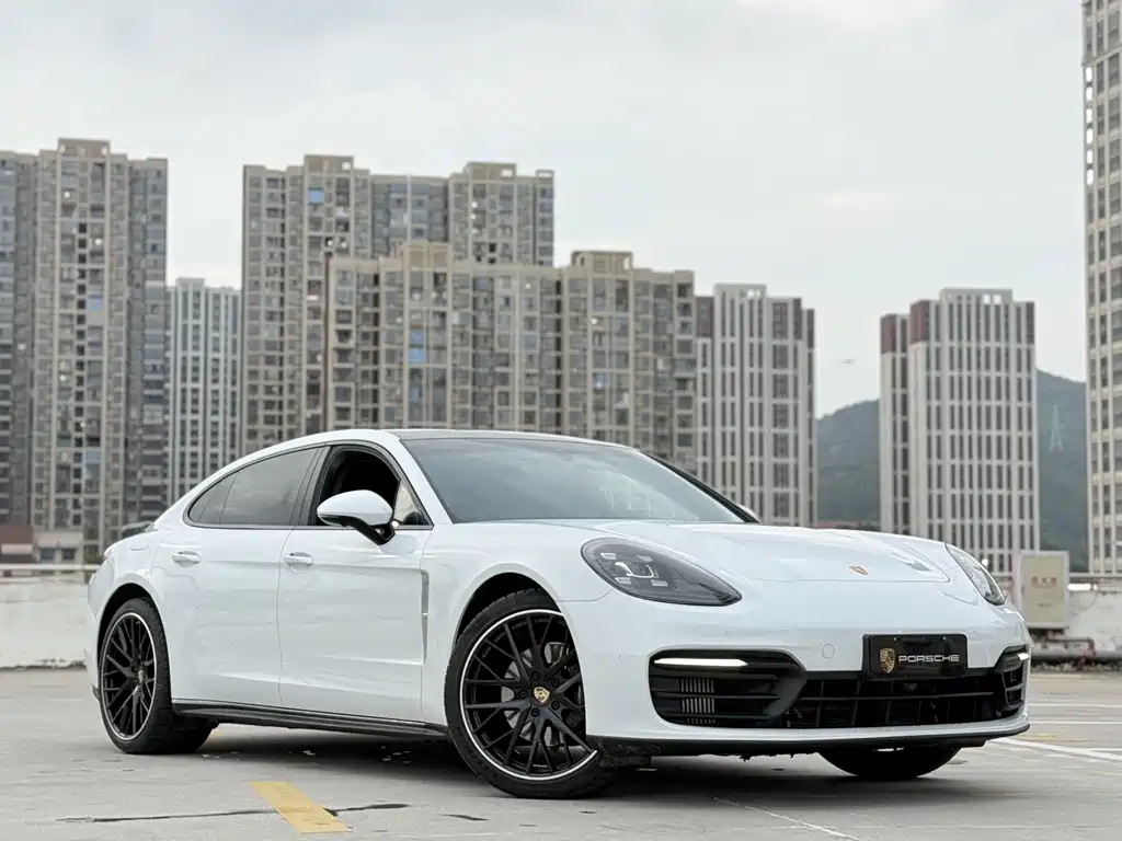 Porsche Panamera — миниатюра 4