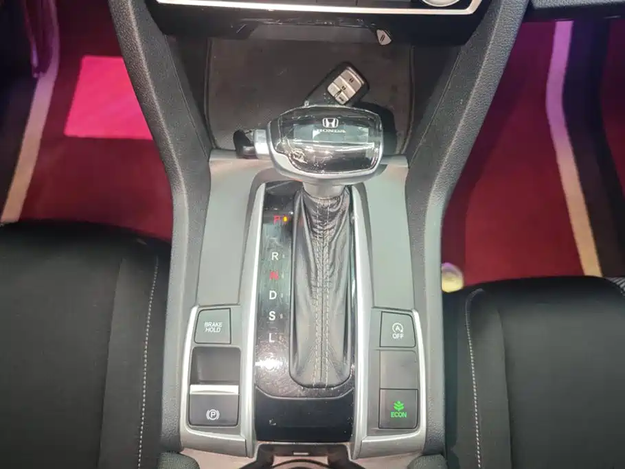 Honda Civic — миниатюра 16