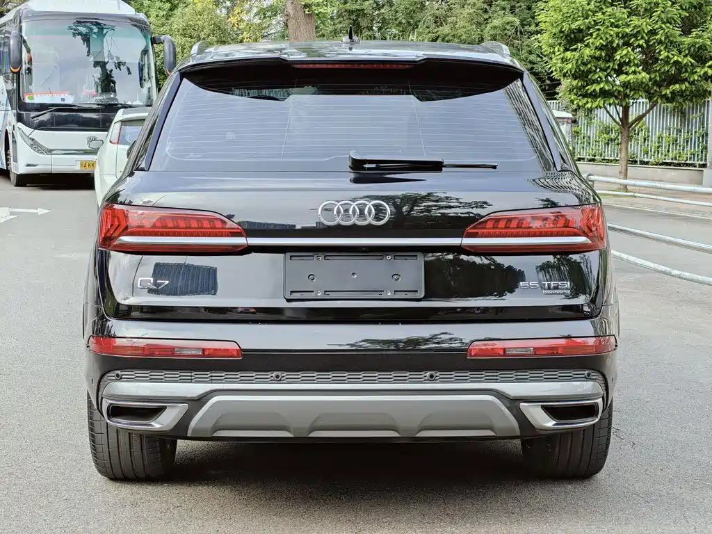 Audi Q7 2022 55 TFSI quattro S line Sport