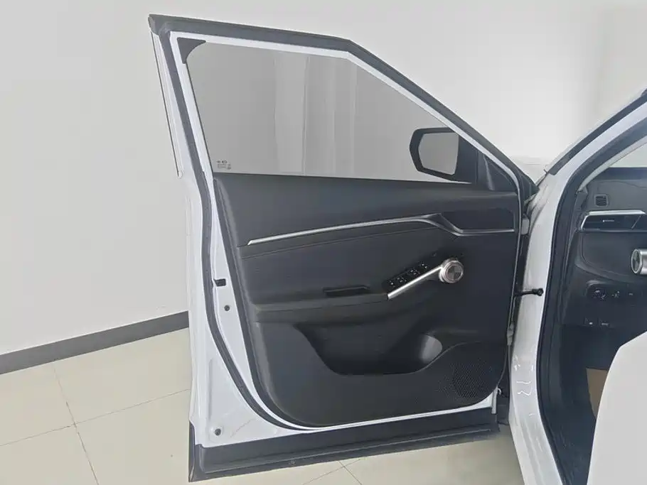 GAC Motor Shadow Cool — миниатюра 7