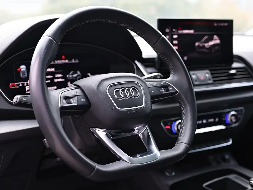 Audi Q5L 2022 40T Luxury