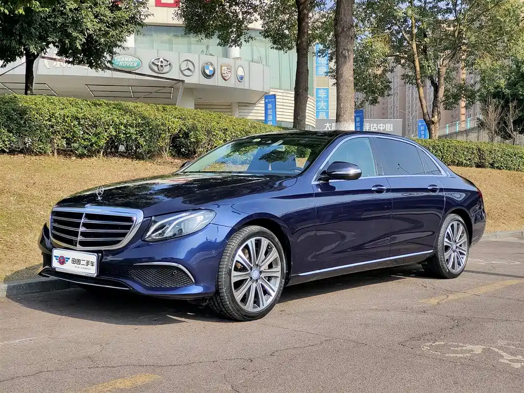 MERCEDES-BENZ E CLASS