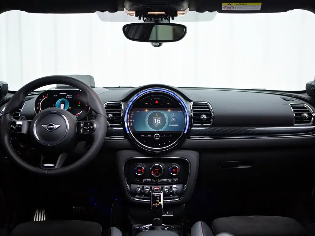 MINI Mini JCW Clubman — миниатюра 7