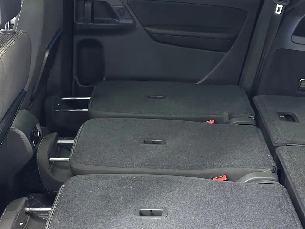 Volkswagen Sharan — миниатюра 29