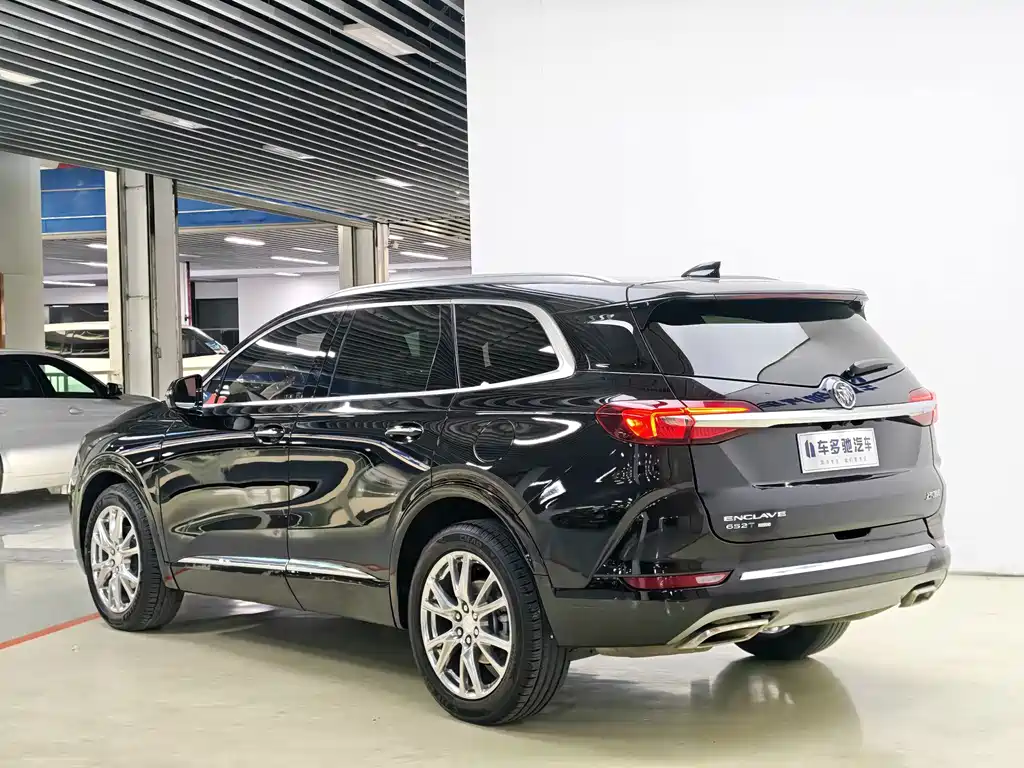 Buick Enclave — миниатюра 5