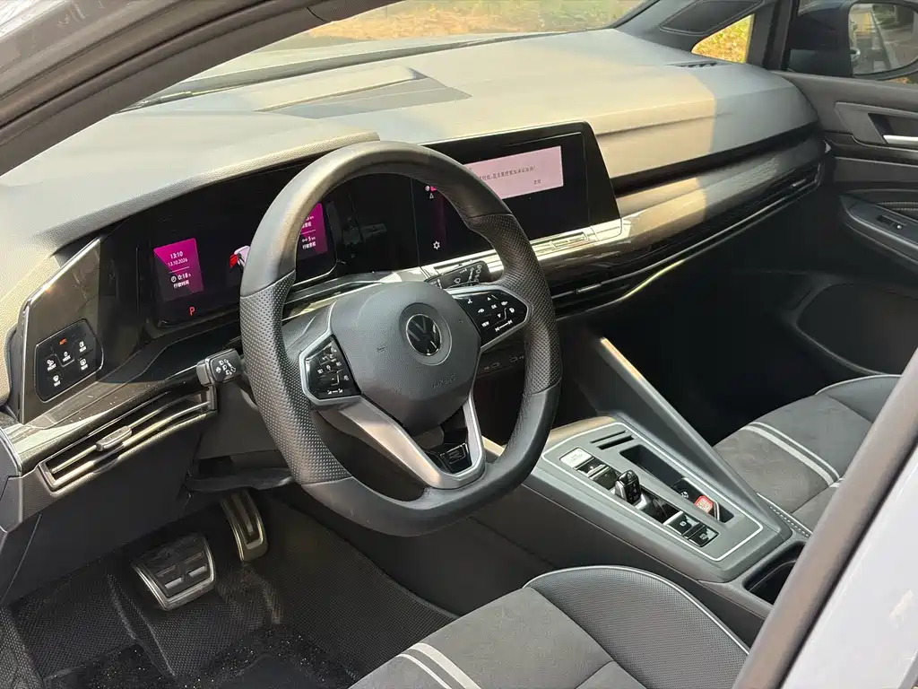 Volkswagen Golf — миниатюра 7