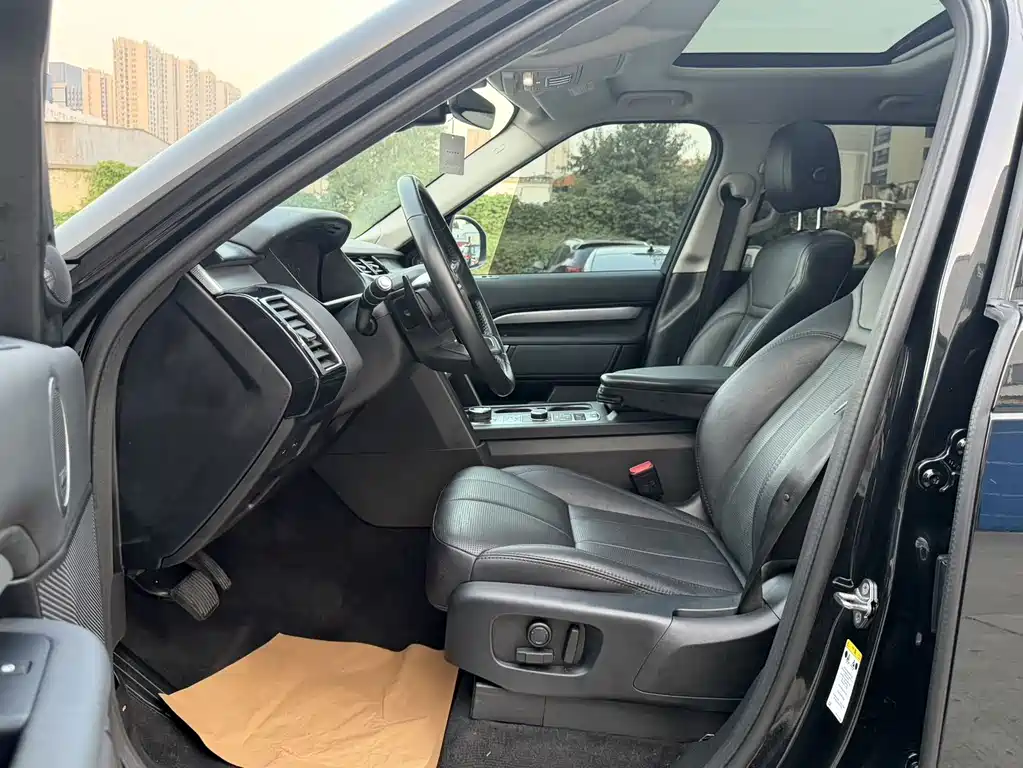 Land Rover Discovery — миниатюра 4