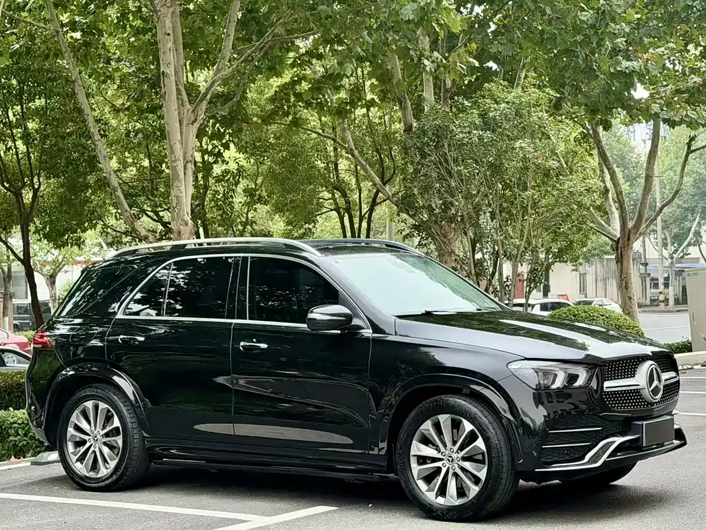 Mercedes-Benz GLE (Import) — миниатюра 3