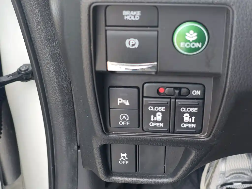 Honda Elysion — миниатюра 25