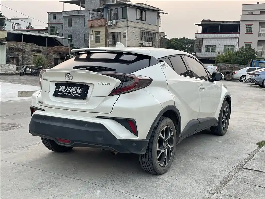 Toyota C-HR — миниатюра 9
