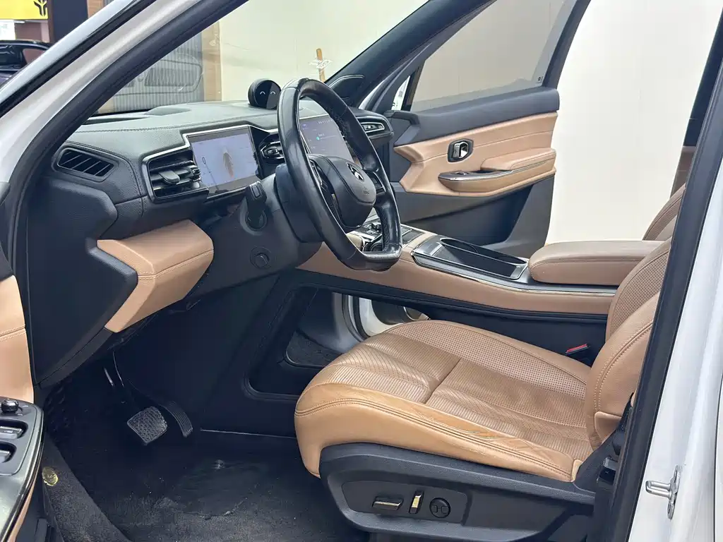 NIO ES8 — миниатюра 9