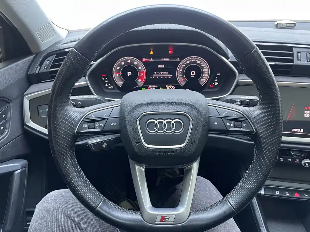 Audi Q3 Sportback — миниатюра 23