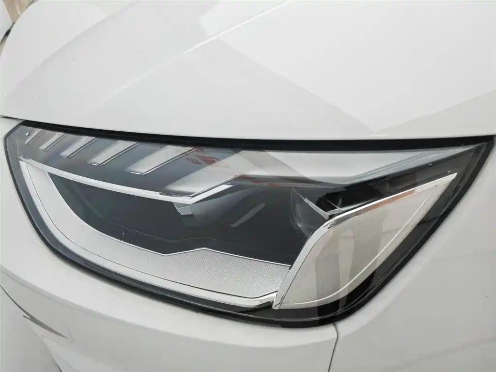 Audi A4L — миниатюра 6